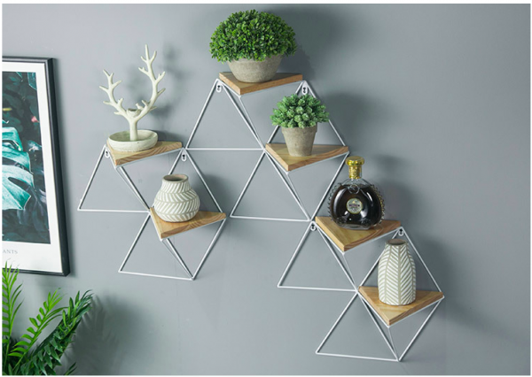 Những chiếc kệ sắt luôn có tính thẩm mỹ cao, vừa cá tính, vừa hiện đại tươi trẻ