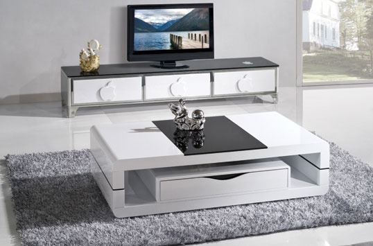 Bàn sofa càng ngày càng phổ biến và được sử dụng nhiều trong gia đình