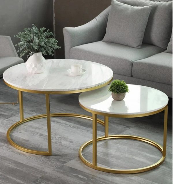 Bàn trà được định nghĩa như chiếc bàn sofa là không gian dành cho bạn “thưởng trà”, đón tiếp bạn bè.